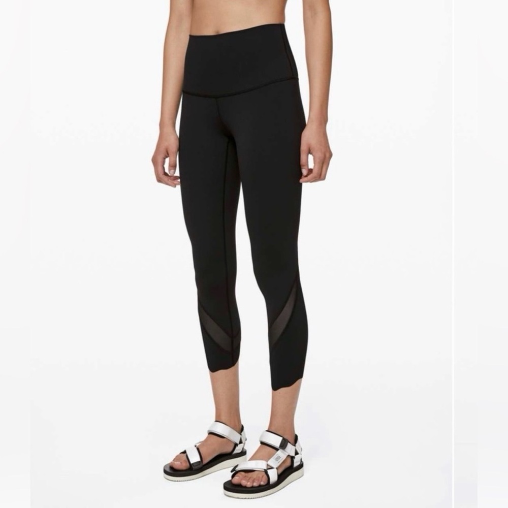 LULULEMON | Wunder Under Crop II | 4 | Black